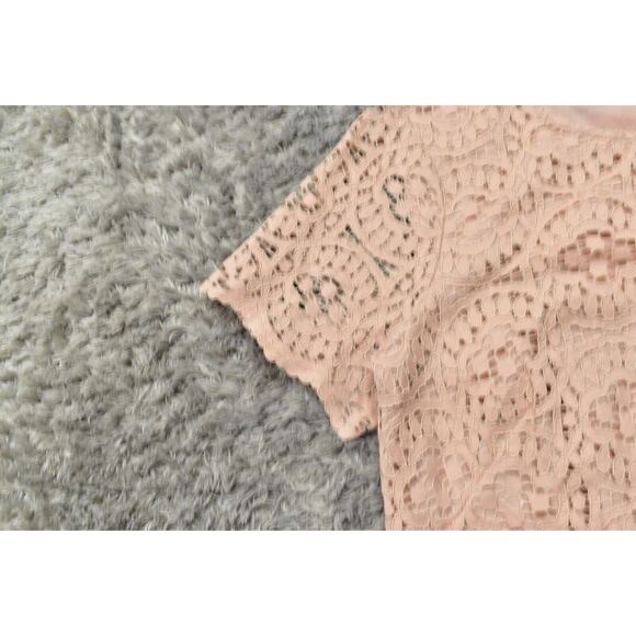 Ann Taylor Beige Shift Dress Size 2P Petite Nylon Floral Short Sleeve Zip - Picture 6 of 7